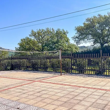 Dom wakacyjny 1 Bedroom Beautiful In